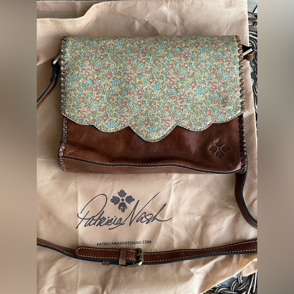 PATRICIA NASH Sarola Leather Floral Print Crossbody Handbag
